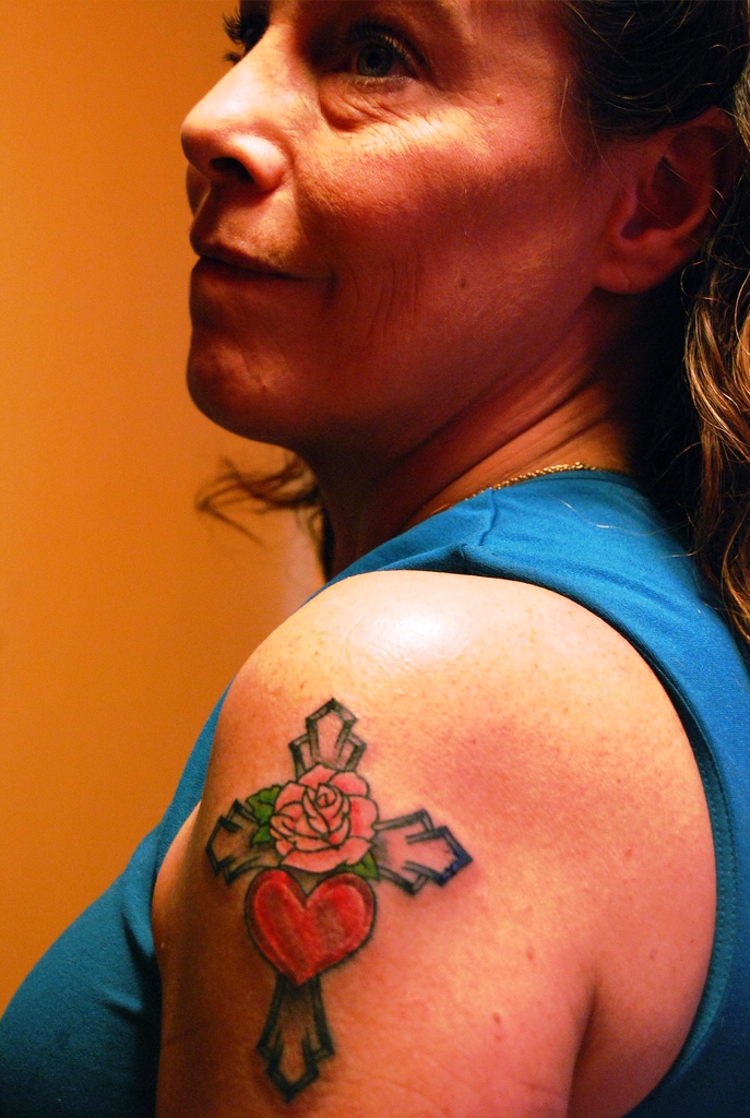 Tattoo frauen klein