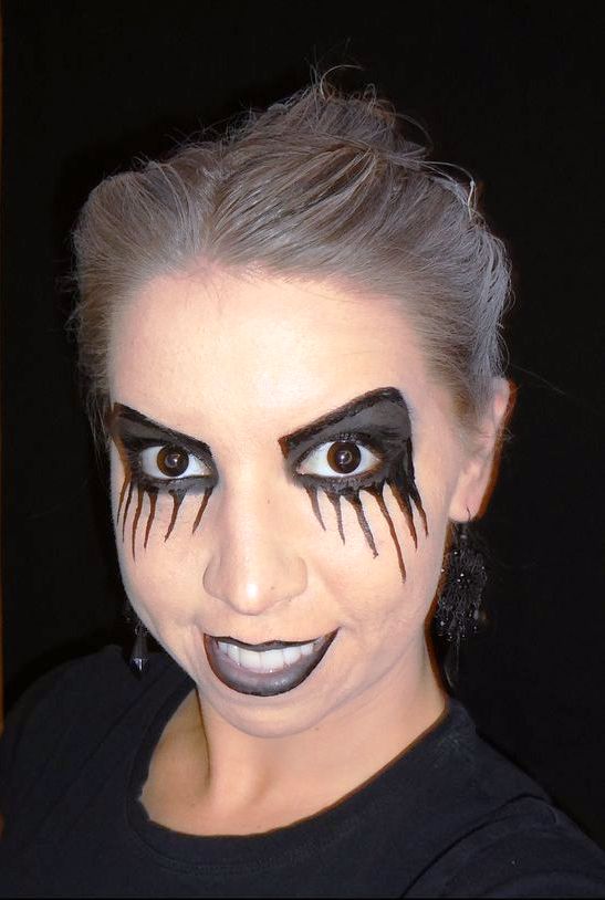 25 Black Halloween Makeup Ideas to Look Creepist this Year - Flawssy