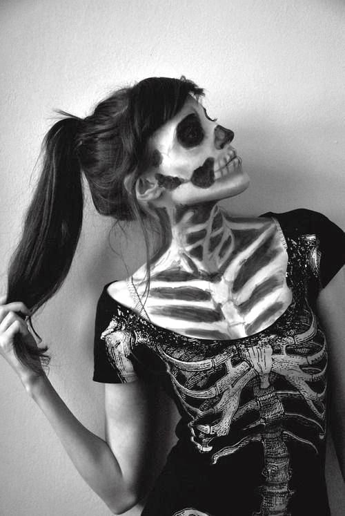 30 Skeleton Halloween Makeup Ideas for Women - Flawssy
