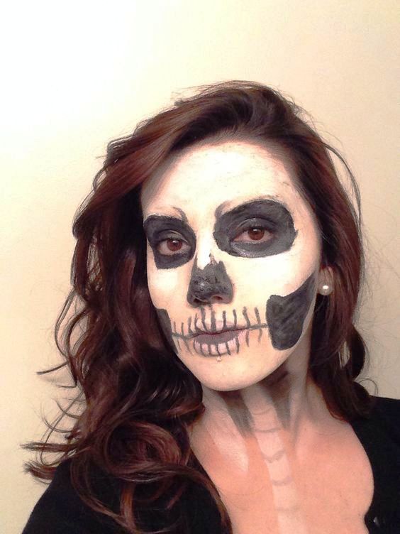 30 Skeleton Halloween Makeup Ideas for Women Flawssy