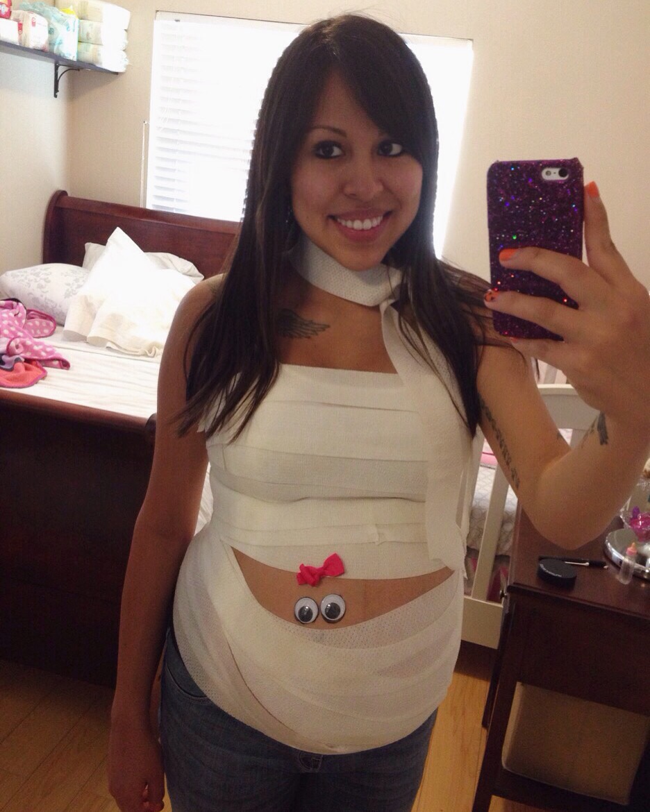 25 Halloween Pregnant  Women  Costumes  To Have Fun At Spooky 