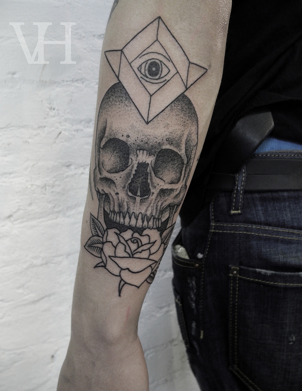 all-seeing-eye-and-skull-tattoo
