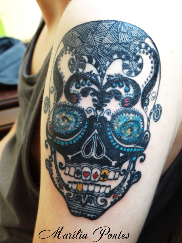 Geometric Tattoo Skull Ideas - Flawssy