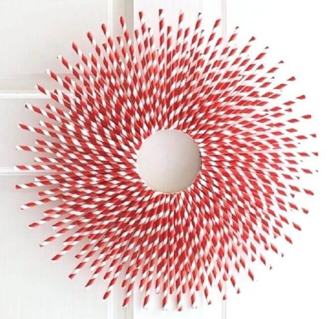 A crown of cardboard straws 