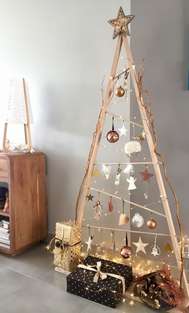 A wooden Christmas tree
