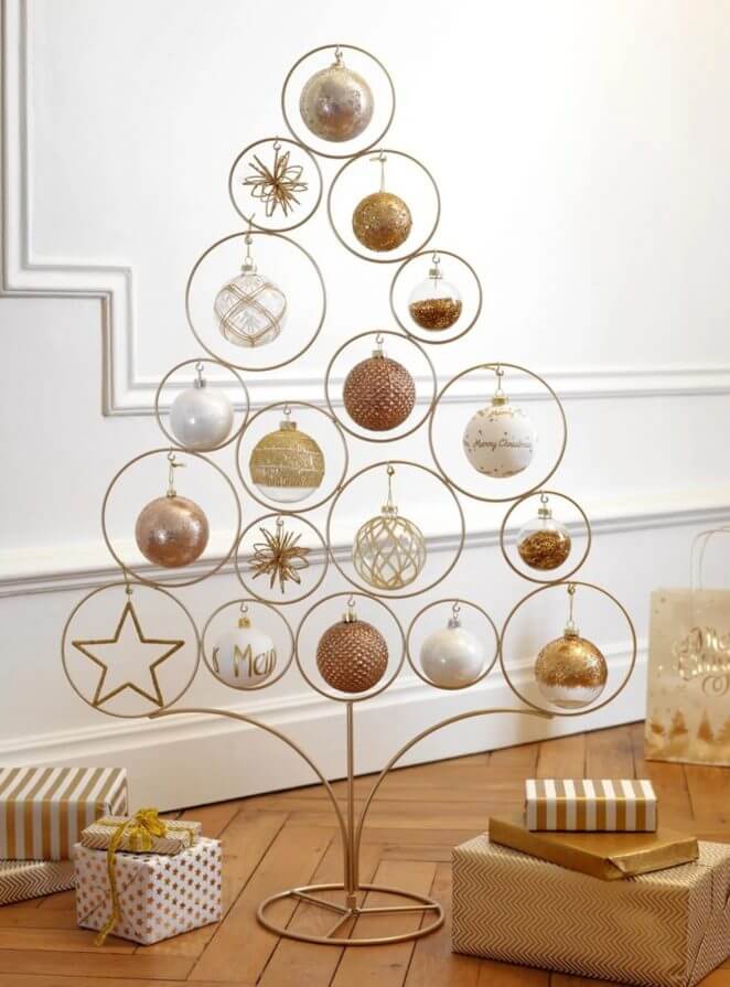 An Art Deco Christmas tree (1)