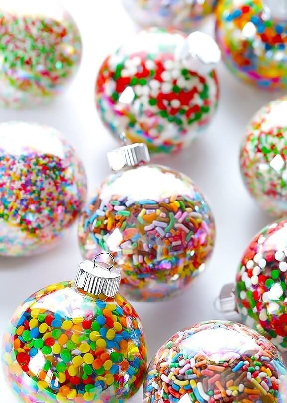 Transparent Christmas tree balls to fill with confetti (1)
