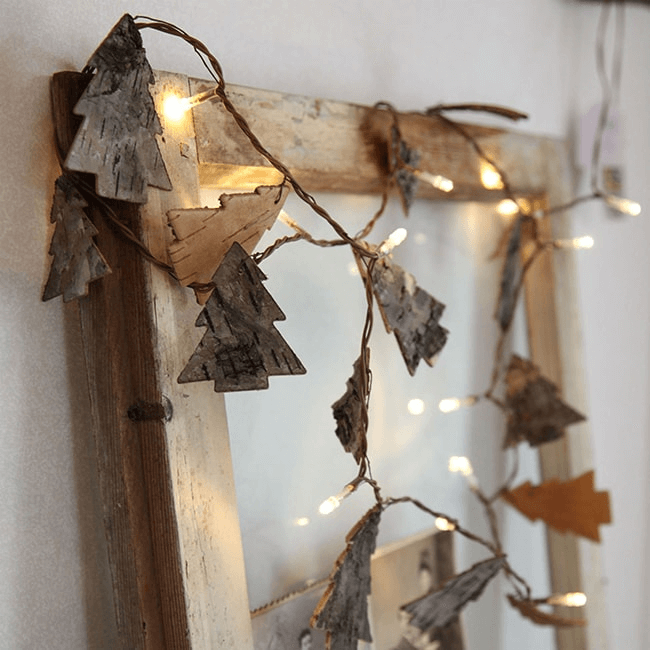 A light garland for a natural Christmas (1)