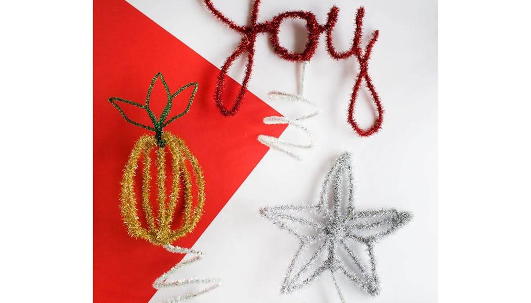 Christmas decoration with pipe cleaners (1)