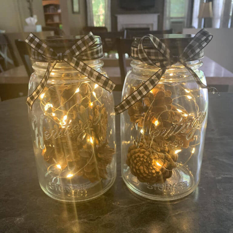 DIY Christmas lantern with glass jar 1 (1)