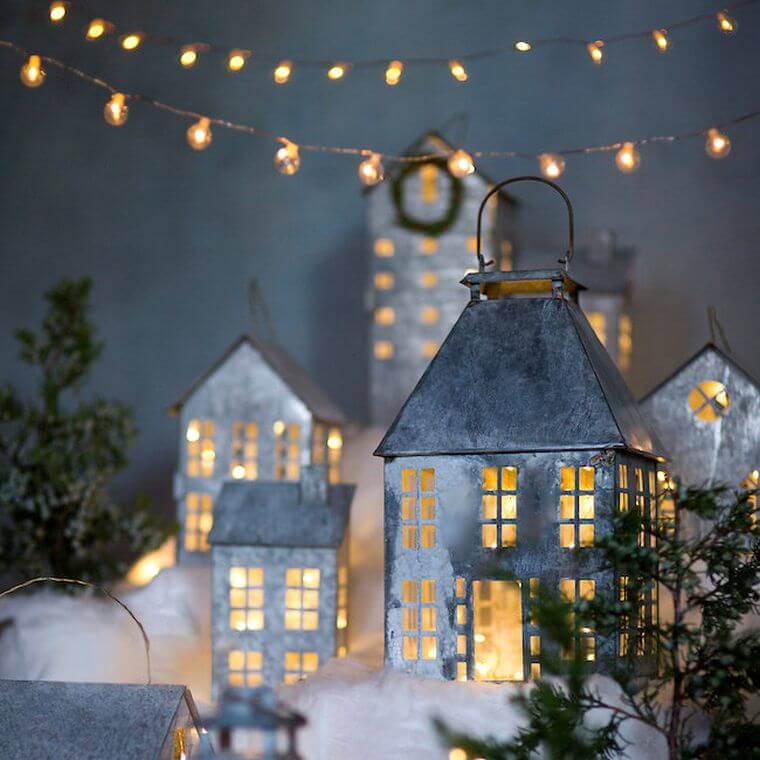 DIY Christmas light decoration with village of lights (1)