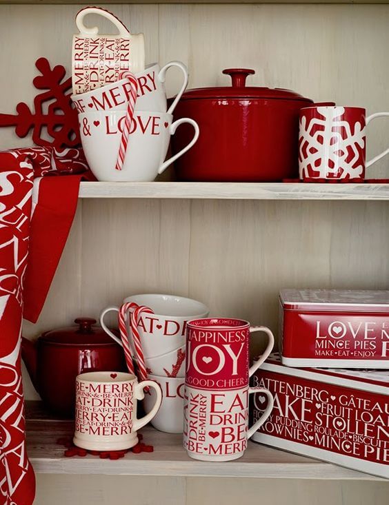 Decorate the dining room and kitchen in red and white for Christmas 1 (1)