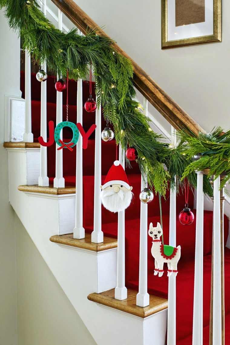 Decoration for the stair railing (1)