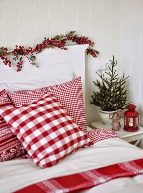 Other ideas for a cozy Christmas decoration in red and white (1)