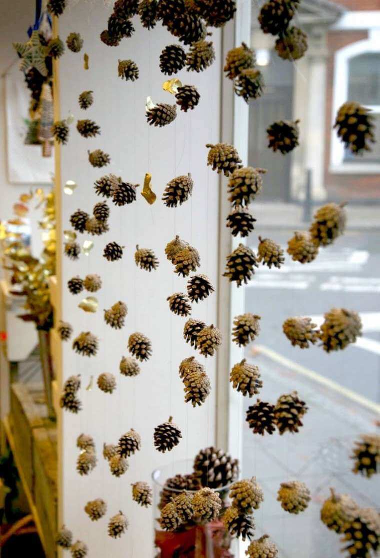 Pine cones can be part of many decorative and original creations (1)