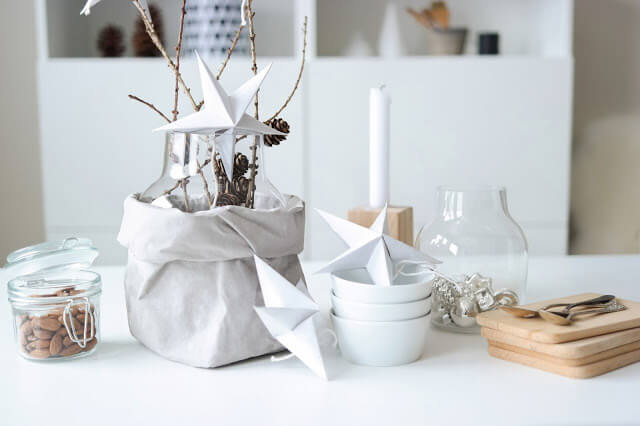 Scandinavian style white Christmas decorations (1)