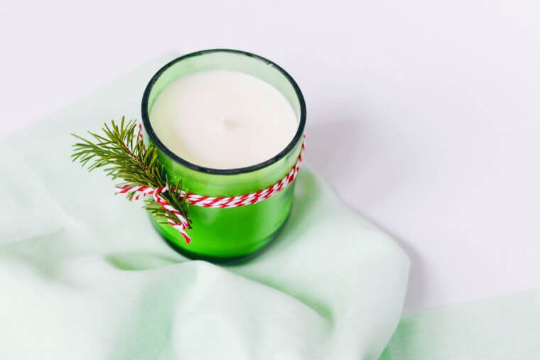 make a candle holder and a natural candle (1)