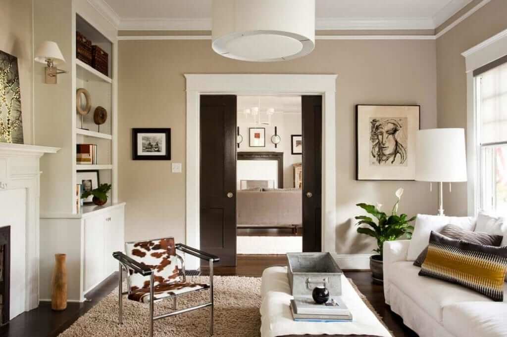 Beige brown living room, white sofa, gray walls (1)