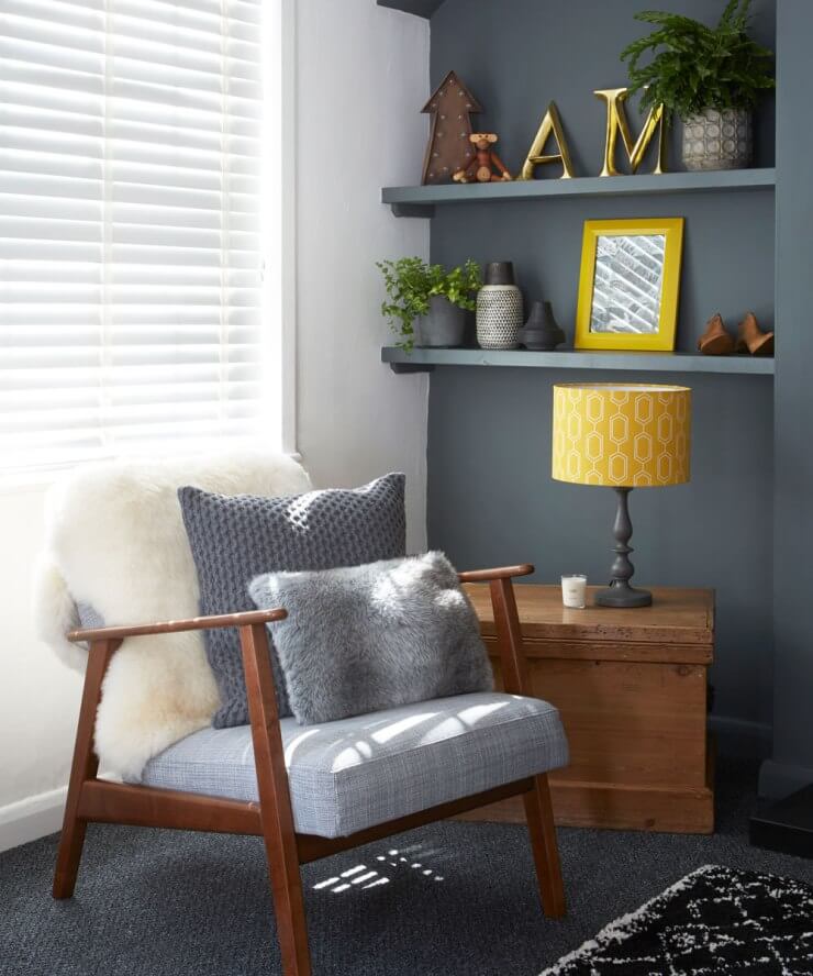 Decorate the corner of a room with additional seating (1)