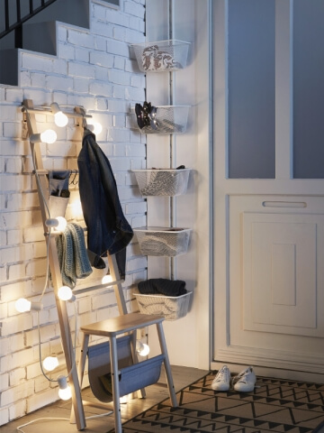 Hanging baskets to dress up a hallway (1)