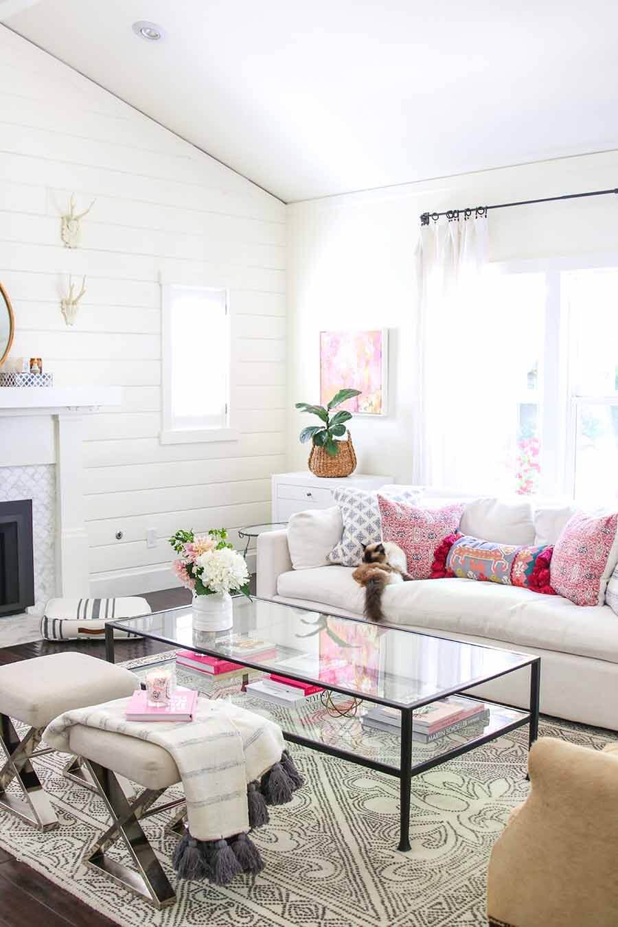 Living Room Decorating Ideas That Smells Like Summer (1)