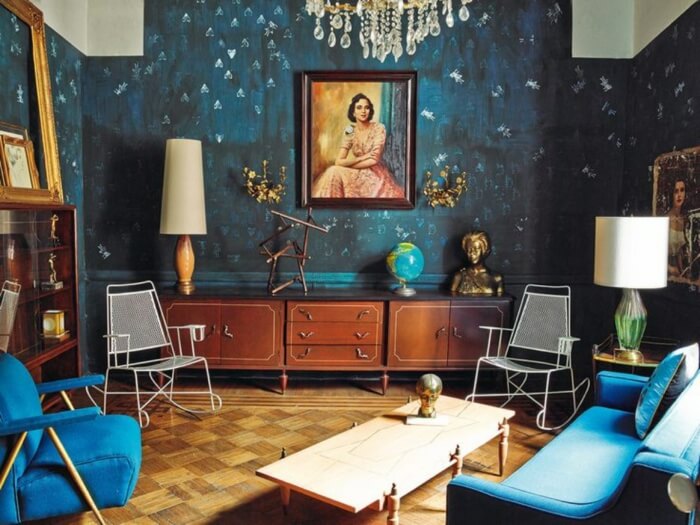 Mid-century living room decorated with an eclectic style (1)