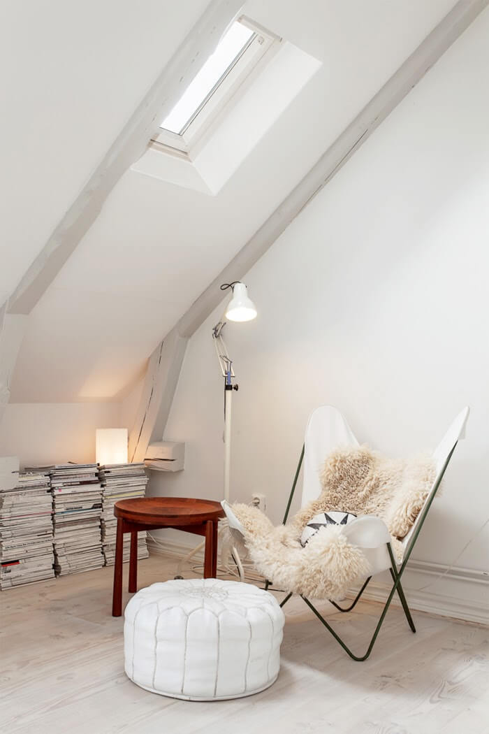 The AA Butterfly armchair 1 (1)