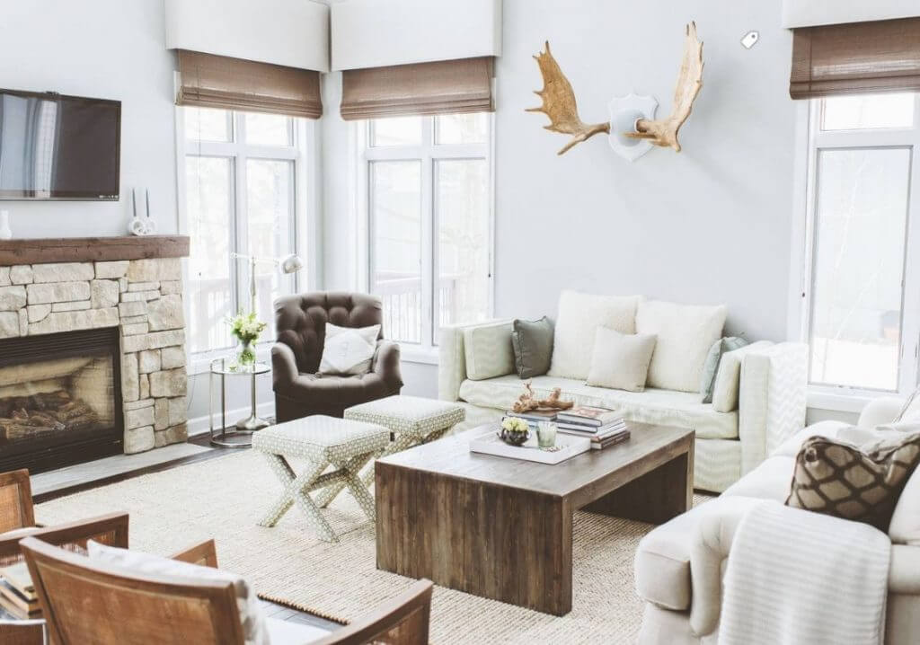 White vintage living room (1)