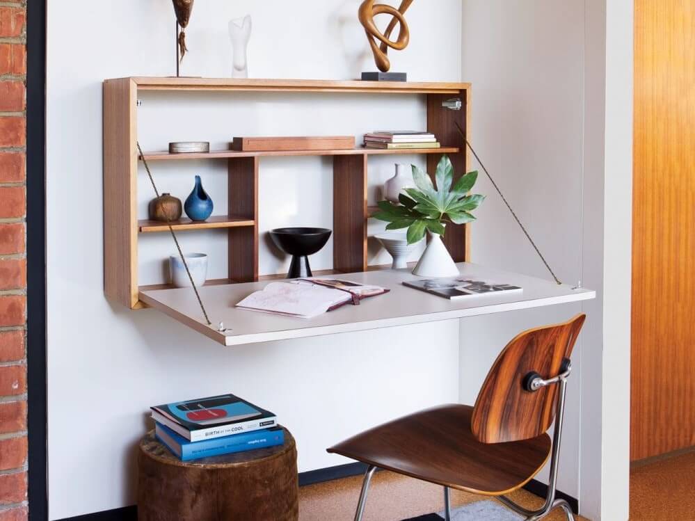 set up an office area with a wall shelf (1)