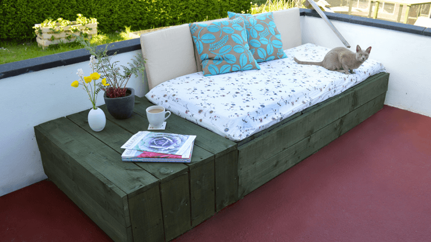 A comfortable space in pallets