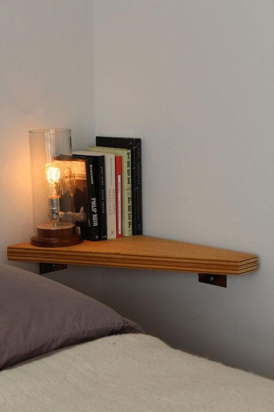A corner bedside table (1)