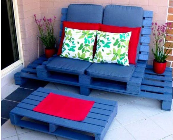 A small sofa for the terrace (1)