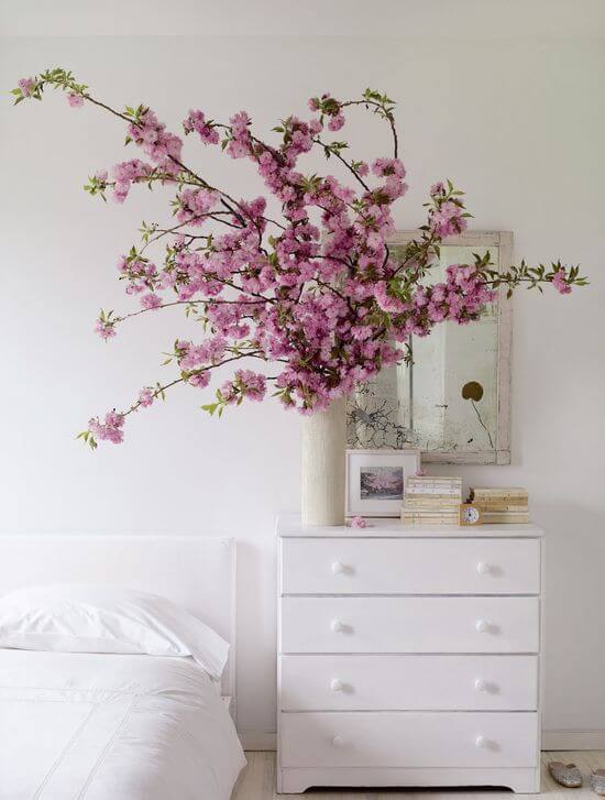 Cherry blossoms bedroom (1)