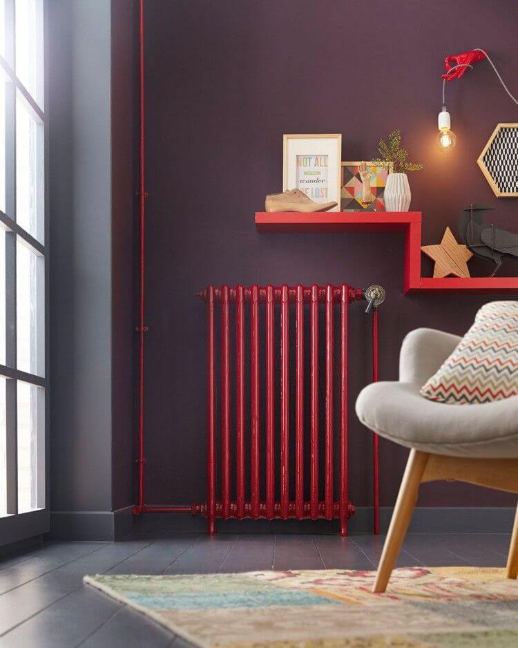 Dress up a living room radiator with colors (1)