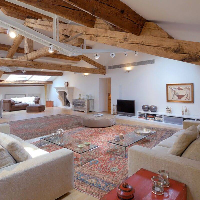 Loft-style living room (1)