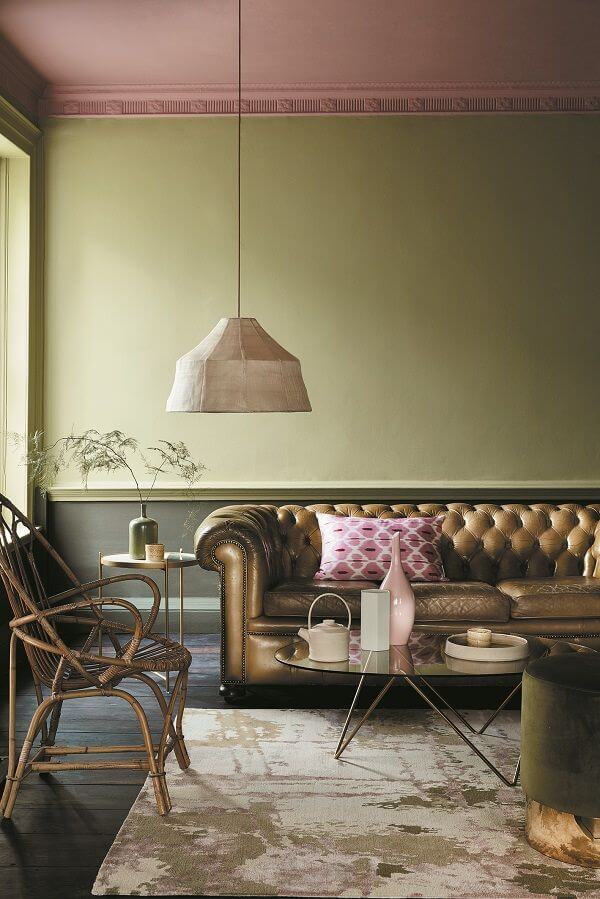 Olive green wall and pink ceiling (1)