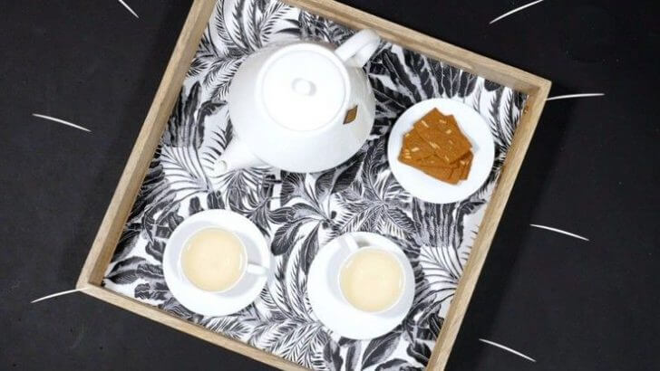 Tea tray (1)