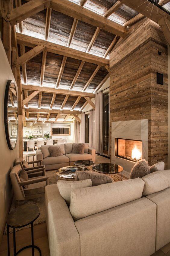 A cozy atmosphere in this chalet lounge (1)