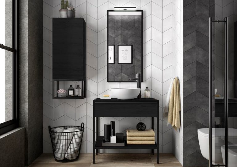 A small, minimalist and functional bathroom