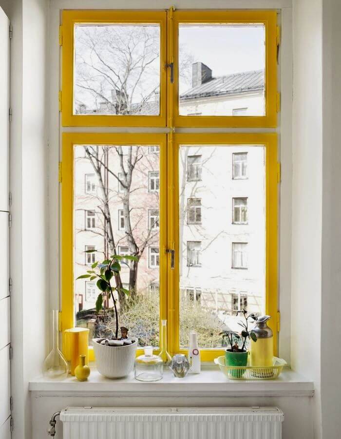 By painting window or door frames in another color (1)