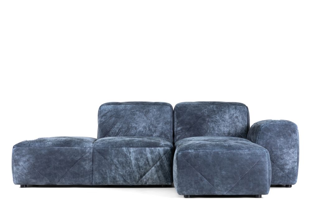 Contemporary sofa, inspired by the unforgettable Chesterfield