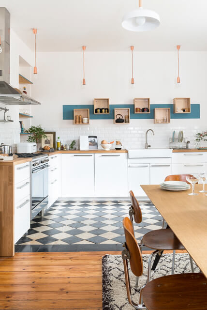 Kitchen with cement tiles (1)