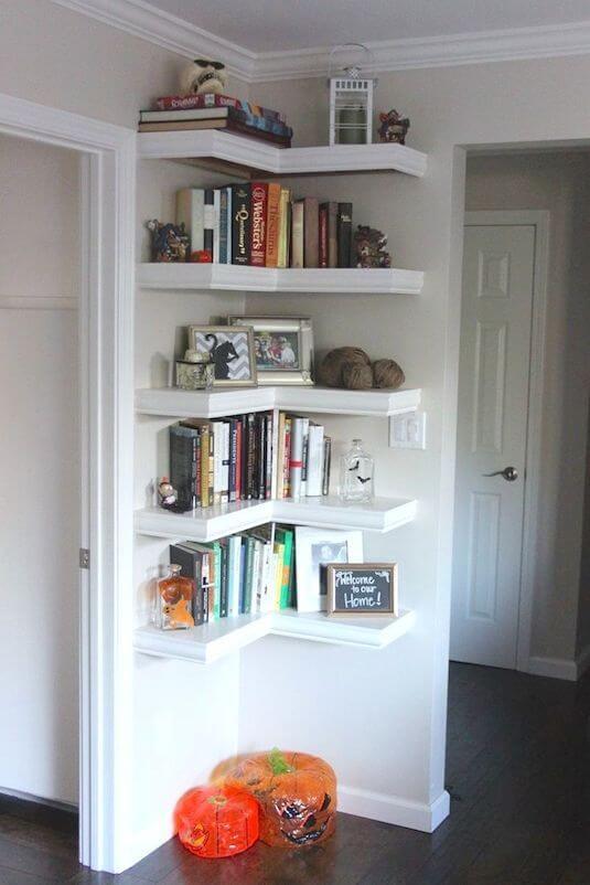 Shelves in the corners (1)