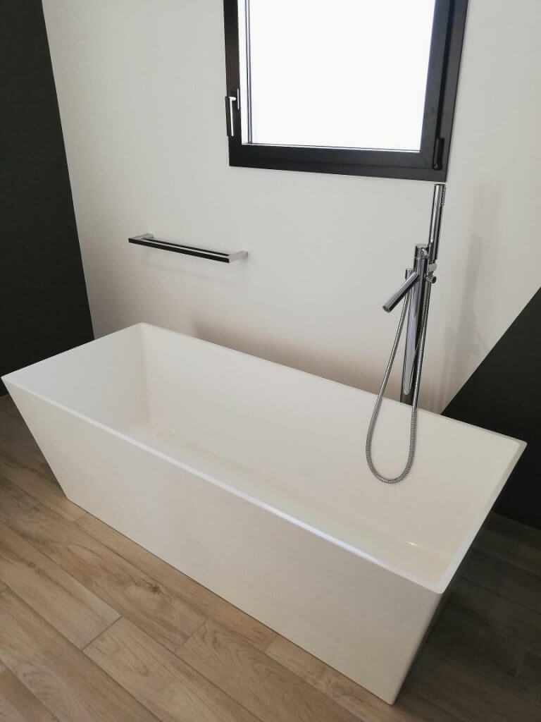 The ultra design bathtub (1)