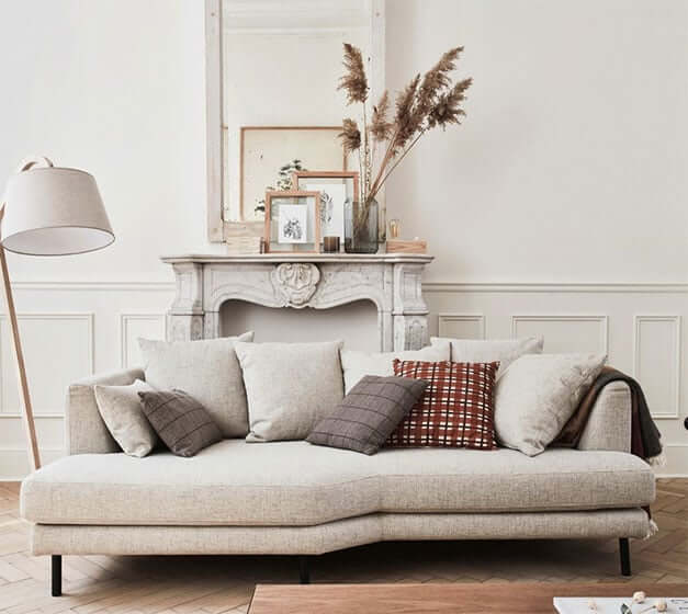 chic and elegant sofa (1)