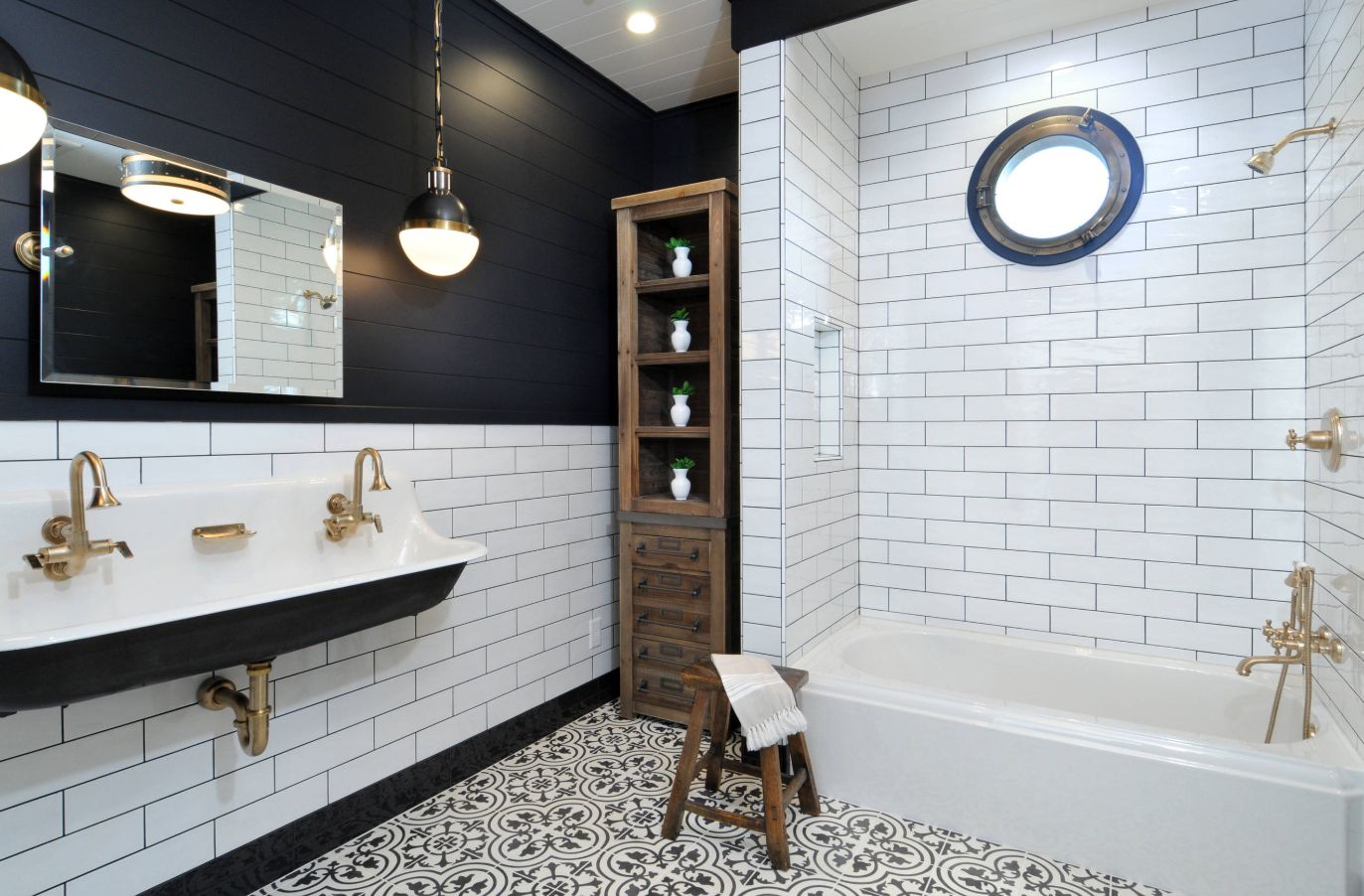 20 Ideas of Black and White Bathroom