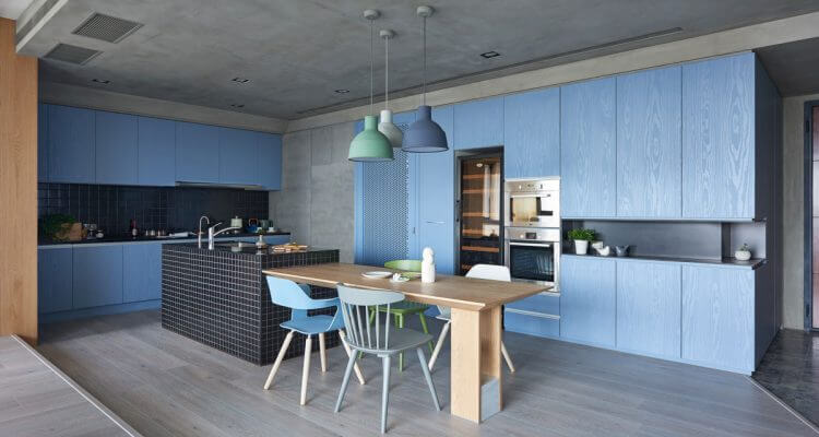 A blue cornflower kitchen (1)