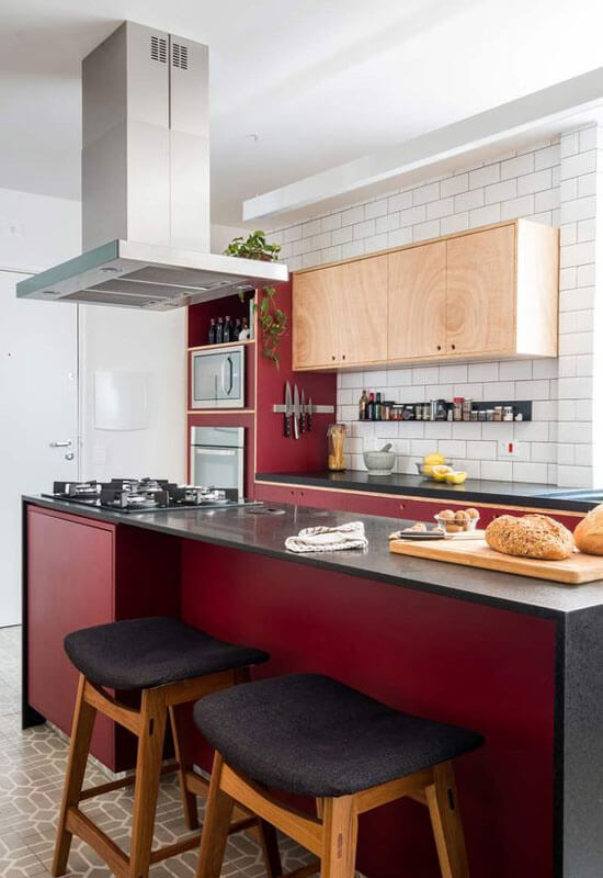 A dynamic burgundy kitchen (1)