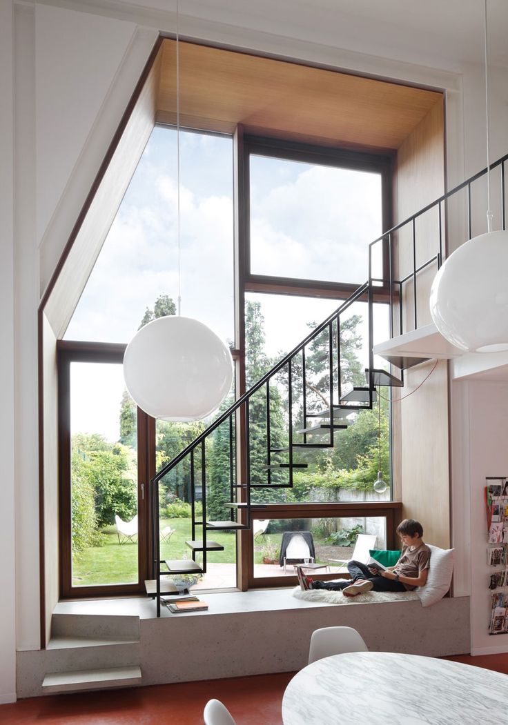 A relaxation area under the steps to laze around