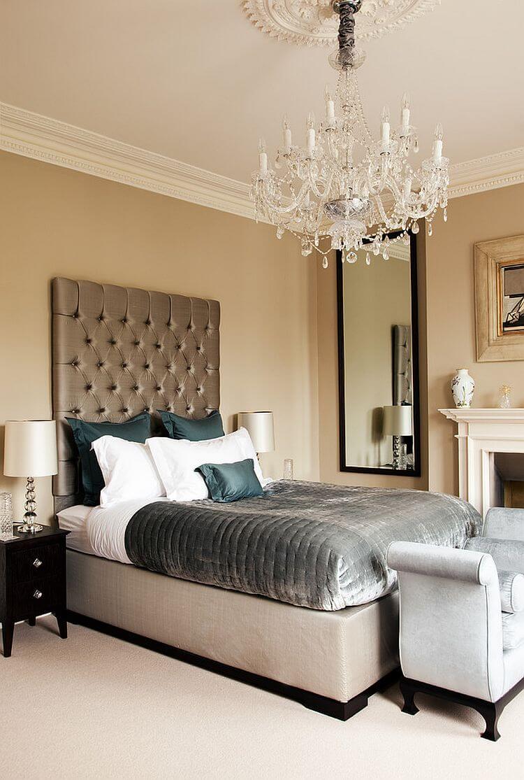 Chandelier ideas for a modern or contemporary bedroom (1)